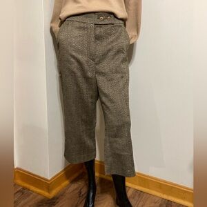 Black and Tan Tweed Goucho/Crop Pants 
Item# FWgo3